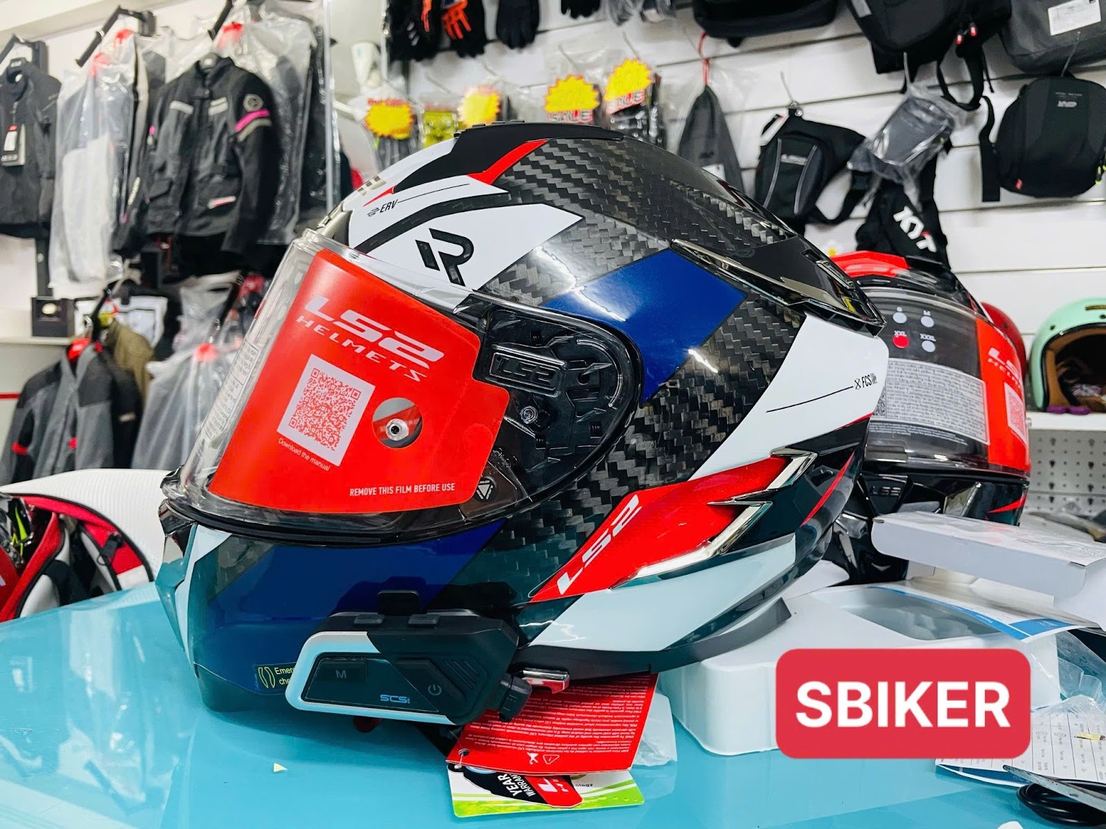 Tai nghe Scs gắn Mũ Carbon